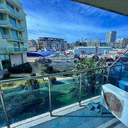 Psb In Gallery Complex Apartman Napospart