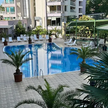 Psb In Gallery Complex Apartman